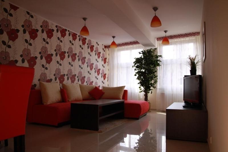 Apart-Lux Aparthotel Μπίτομ Εξωτερικό φωτογραφία