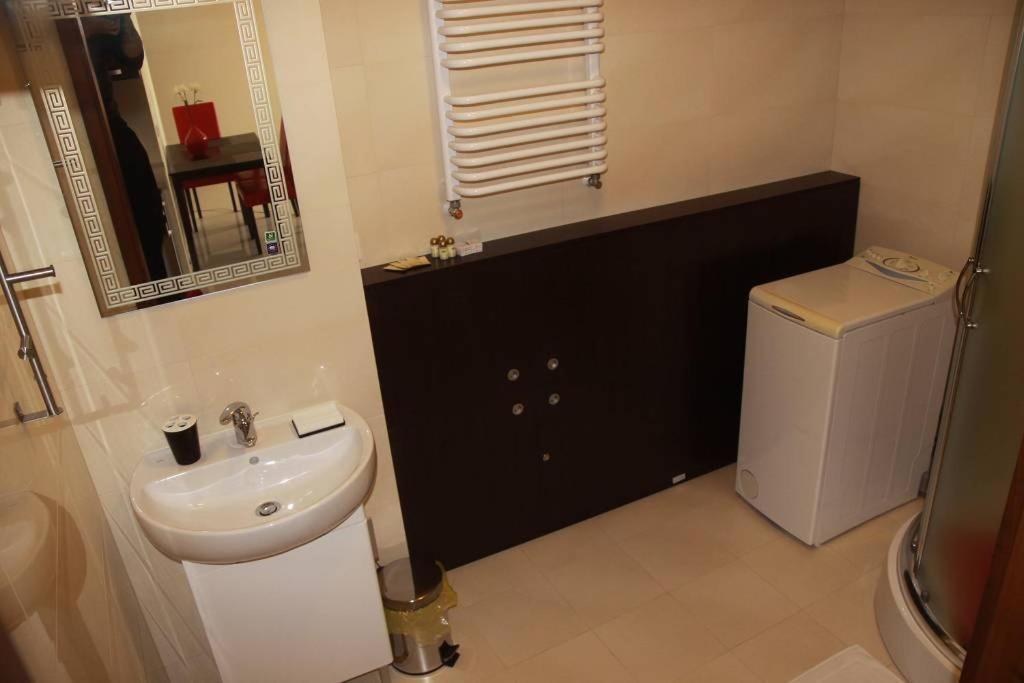 Apart-Lux Aparthotel Μπίτομ Δωμάτιο φωτογραφία