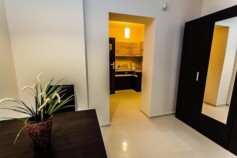 Apart-Lux Aparthotel Μπίτομ Εξωτερικό φωτογραφία
