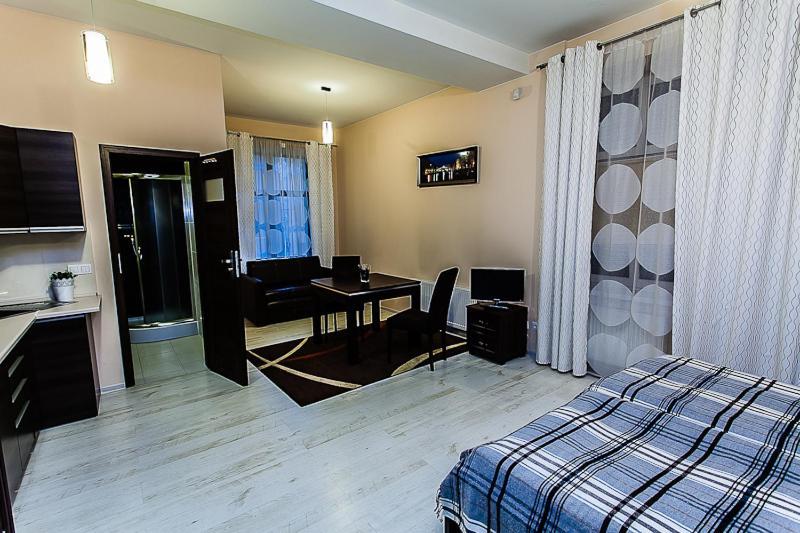 Apart-Lux Aparthotel Μπίτομ Εξωτερικό φωτογραφία