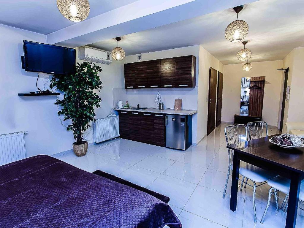 Apart-Lux Aparthotel Μπίτομ Εξωτερικό φωτογραφία