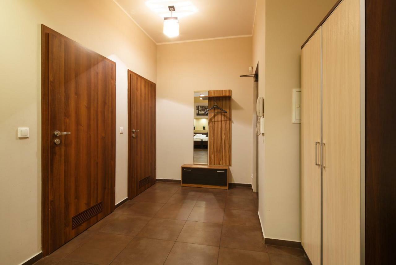 Apart-Lux Aparthotel Μπίτομ Εξωτερικό φωτογραφία